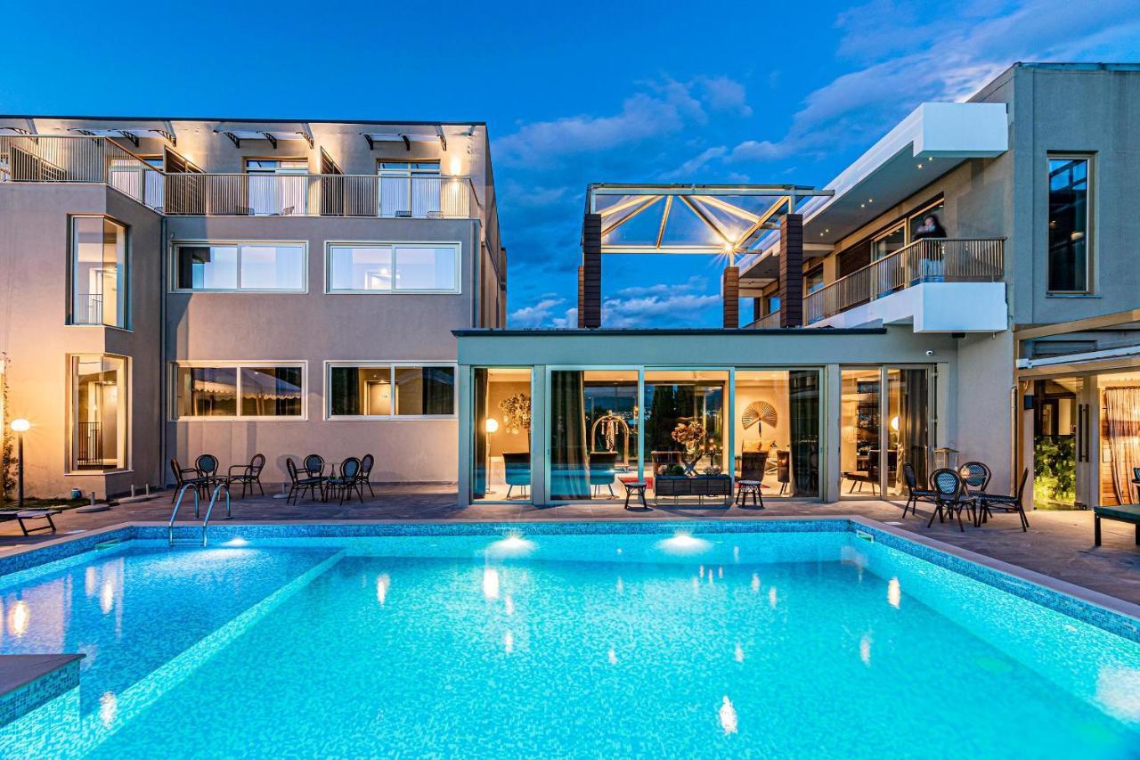 Golden Suites & Spa Neochoropoulo Экстерьер фото