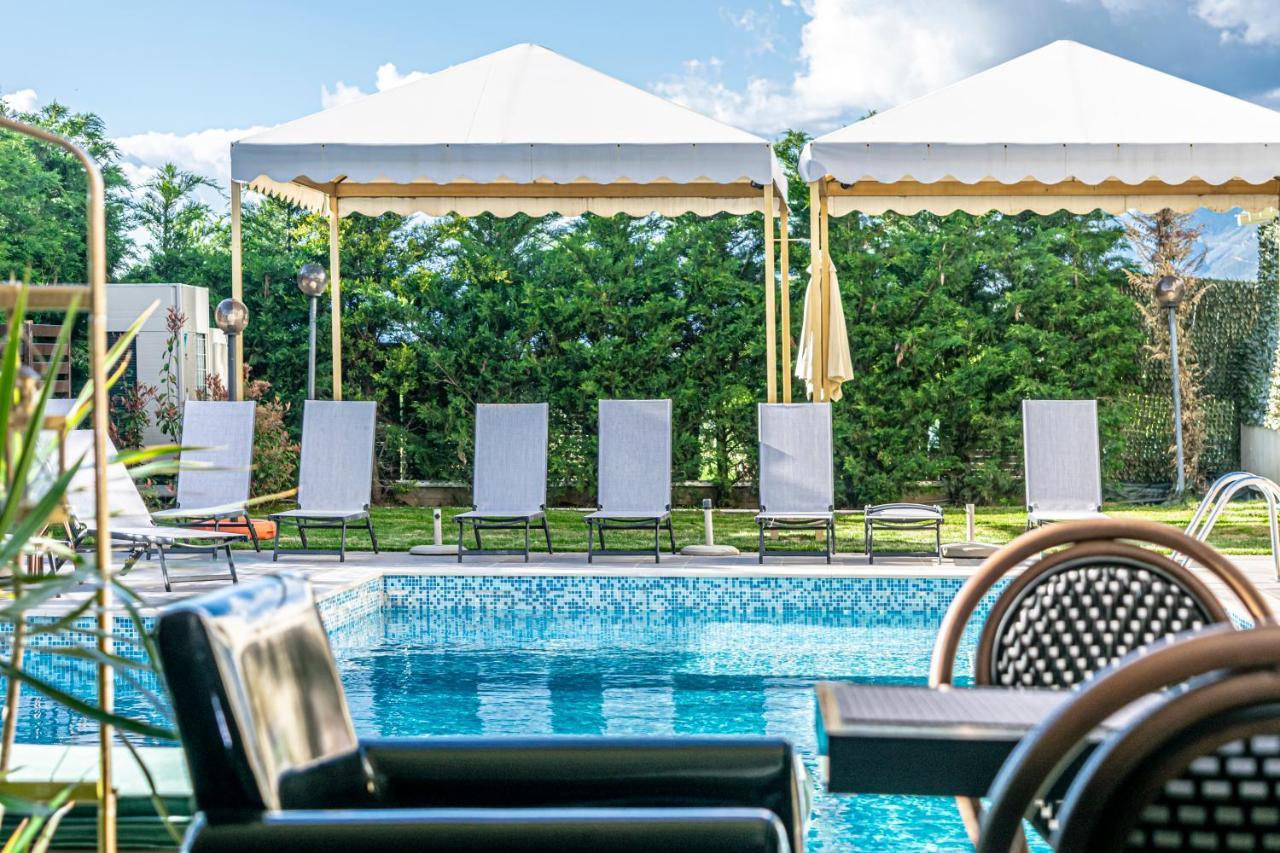 Golden Suites & Spa Neochoropoulo Экстерьер фото