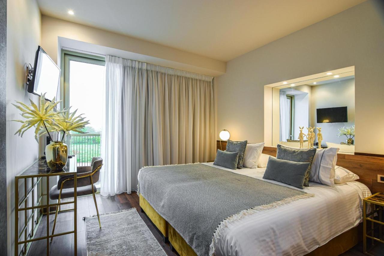 Golden Suites & Spa Neochoropoulo Экстерьер фото