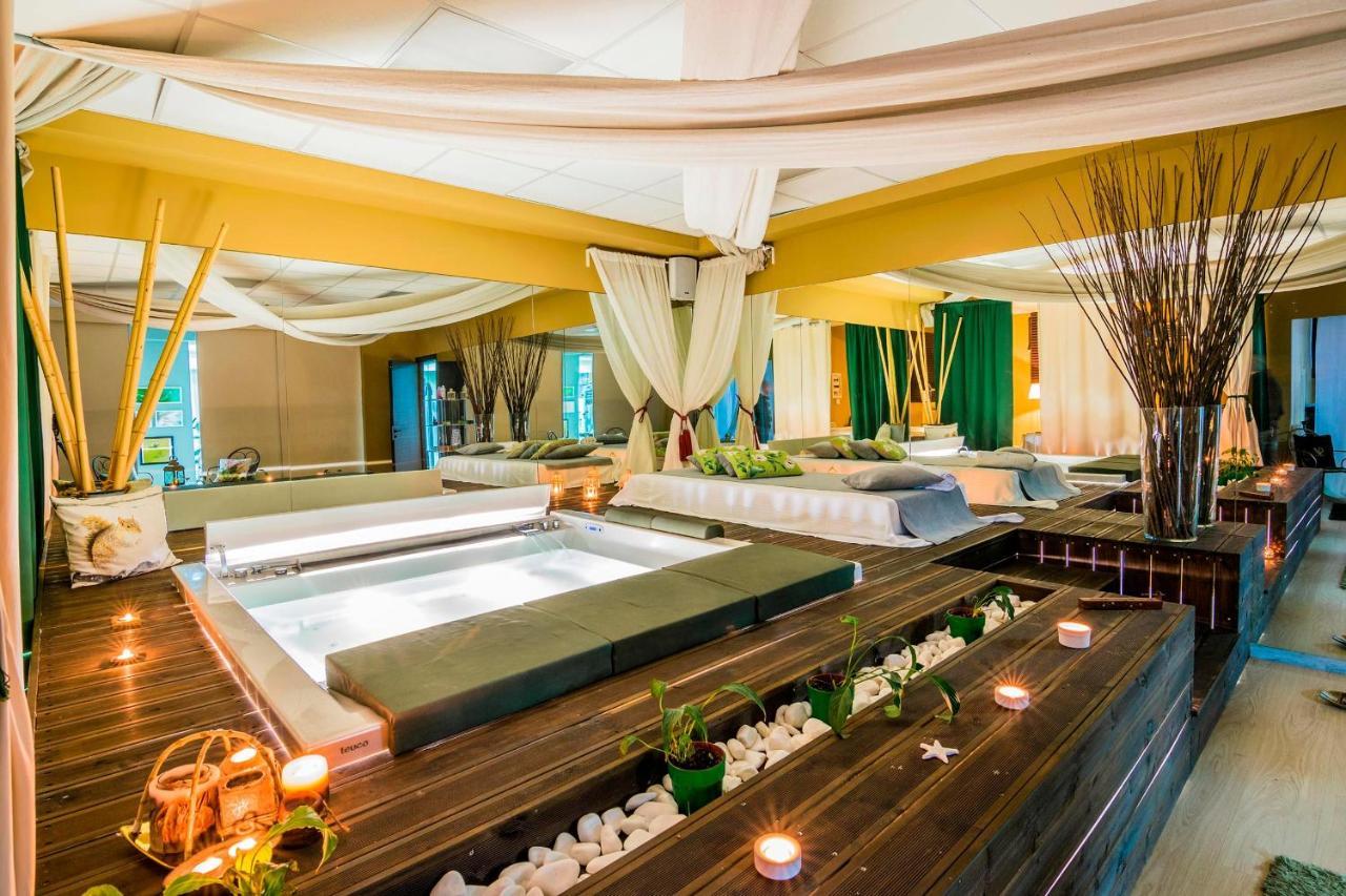 Golden Suites & Spa Neochoropoulo Экстерьер фото